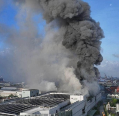 草莓免费视频便携式四合一草莓网站免费看仪MS400-S：守护工业安全，防范电池工厂爆炸悲剧